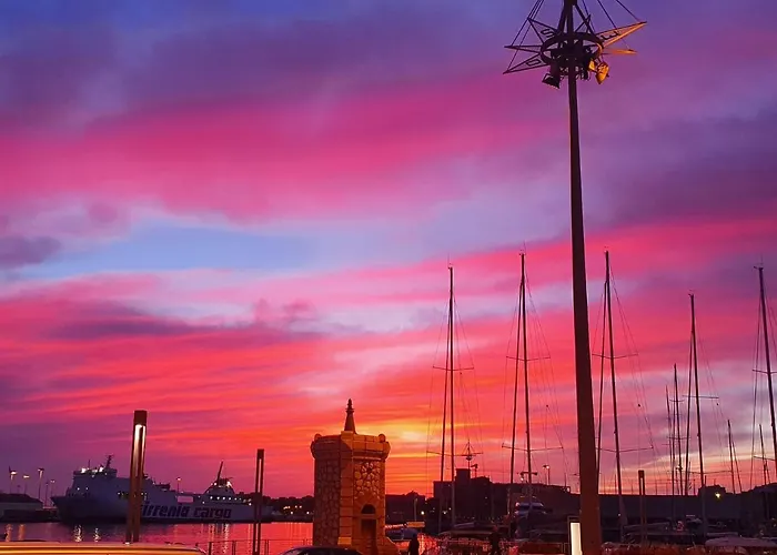 Vsg25 Nel Centro Di * كالياري