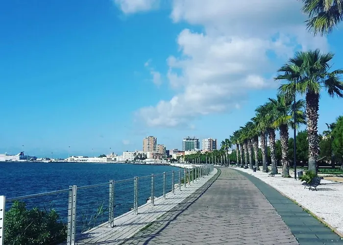 Vsg25 Nel Centro Di * كالياري